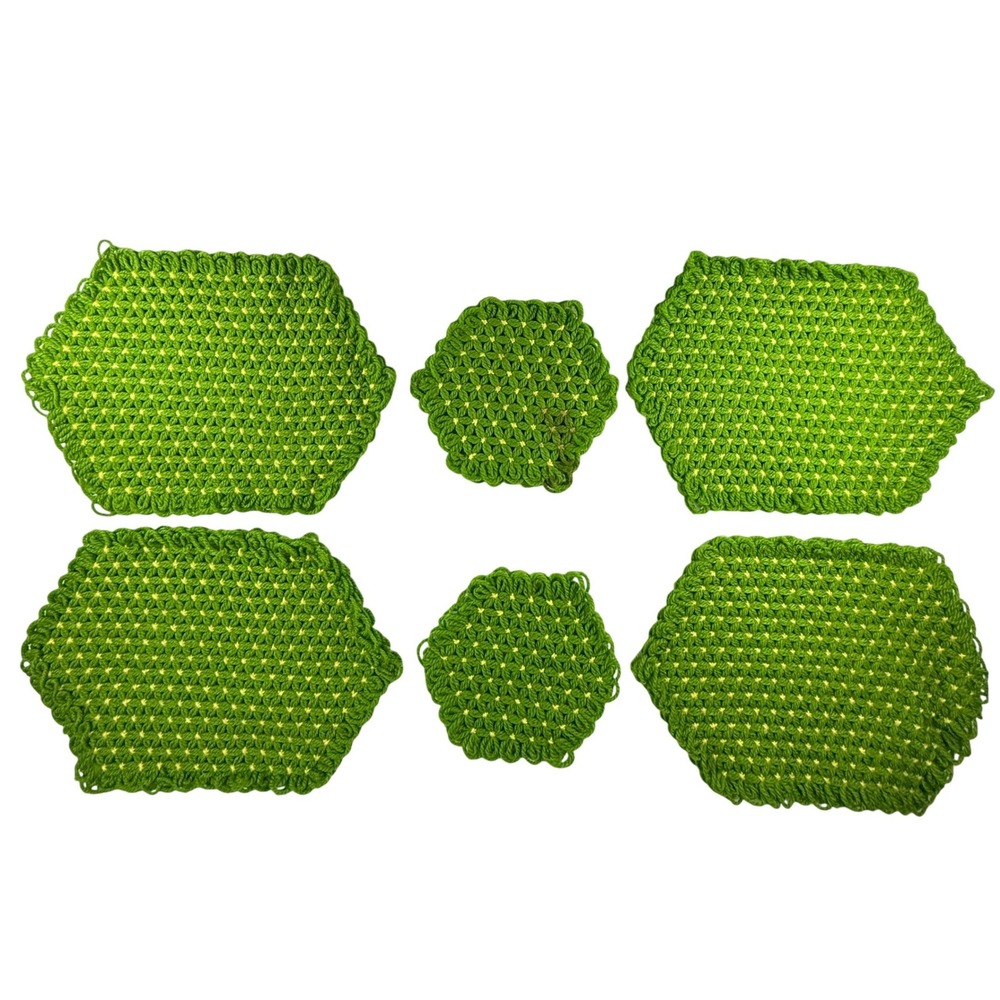 VTG Crochet Loom Flower Placemats & Trivet Set 6 Green Yellow Cottagecore Kitsch